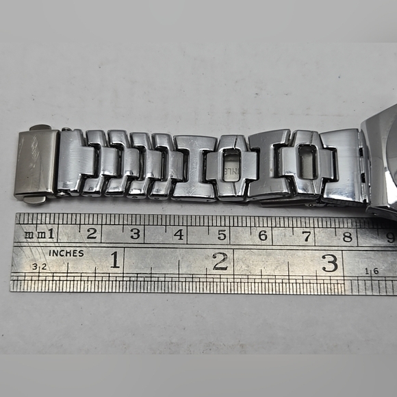 Womens Longbo Chronograph Pink Silver Tone Watch New Battery - Picture 8 of 10